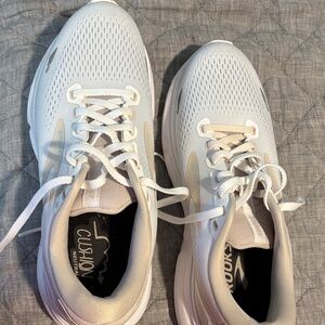 Brooks Women's White Athletic Sneakers